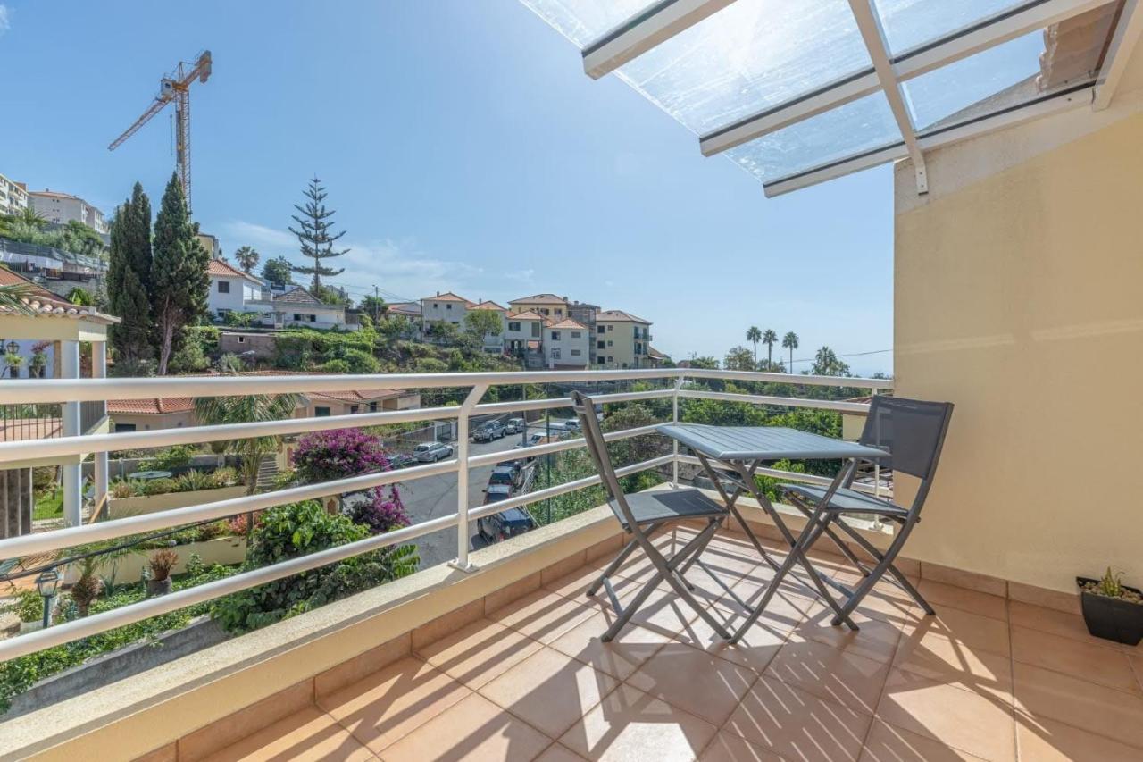 Flowers Island House 4 Caniço Εξωτερικό φωτογραφία